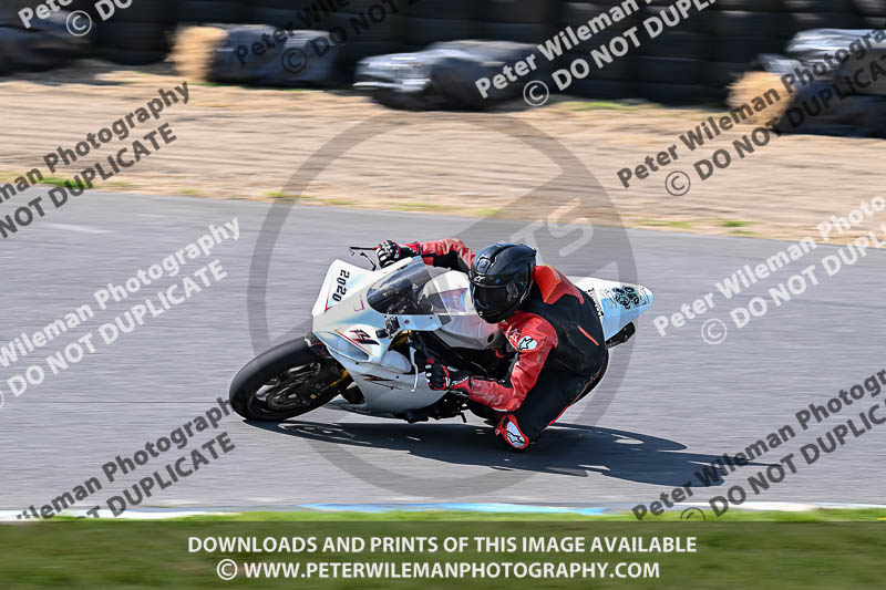 enduro digital images;event digital images;eventdigitalimages;lydden hill;lydden no limits trackday;lydden photographs;lydden trackday photographs;no limits trackdays;peter wileman photography;racing digital images;trackday digital images;trackday photos